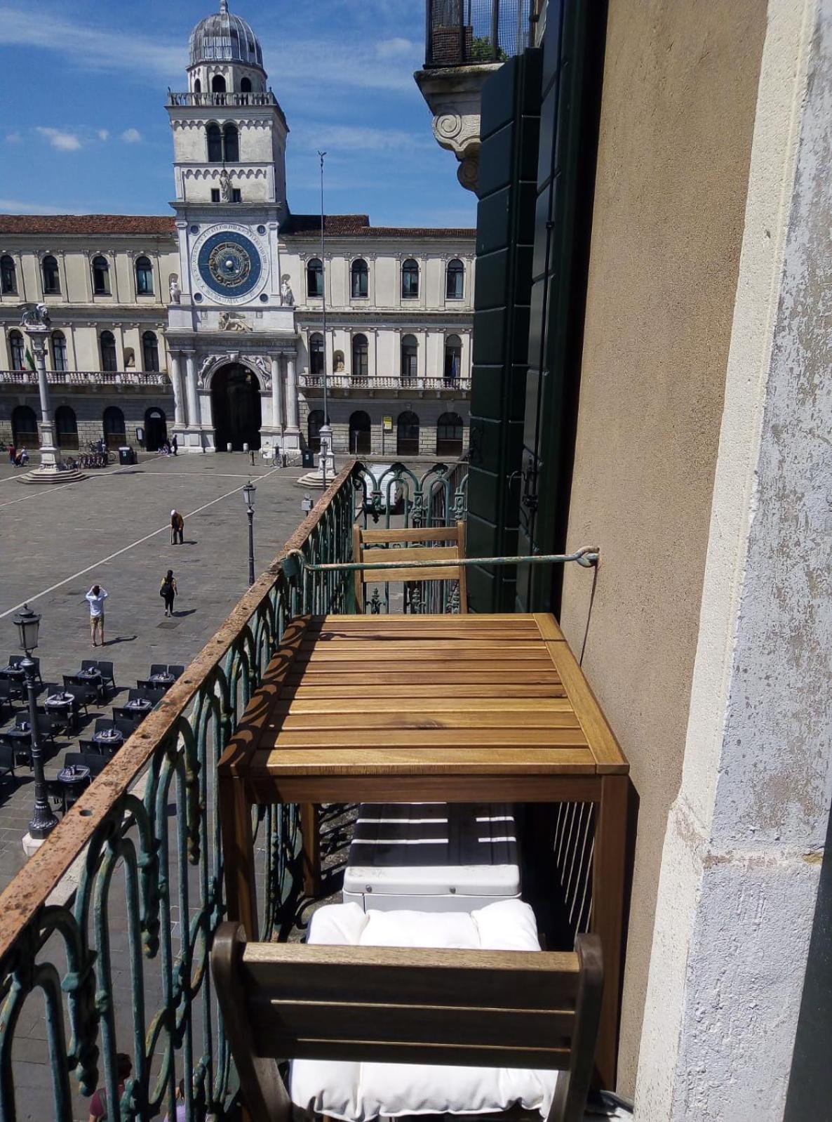 Enjoy Home - Appartamento Orologio, Piazza Dei Signori Padua Buitenkant foto